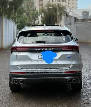 Jetour X70 Plus 2023 Silver