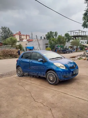 Toyota Yaris 2010 Blue