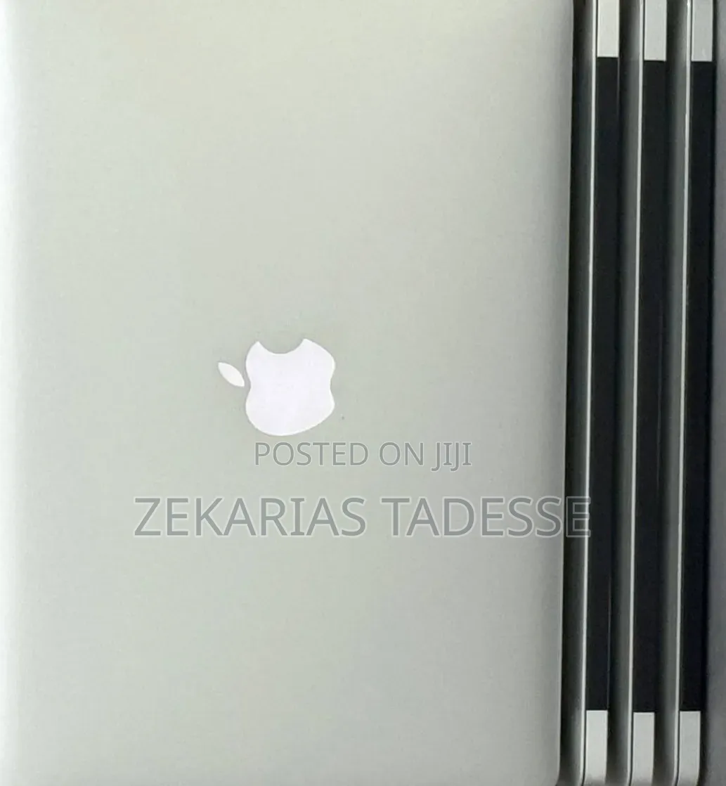 New Laptop Apple MacBook Air 2017 8GB Intel Core i5 SSD 128GB