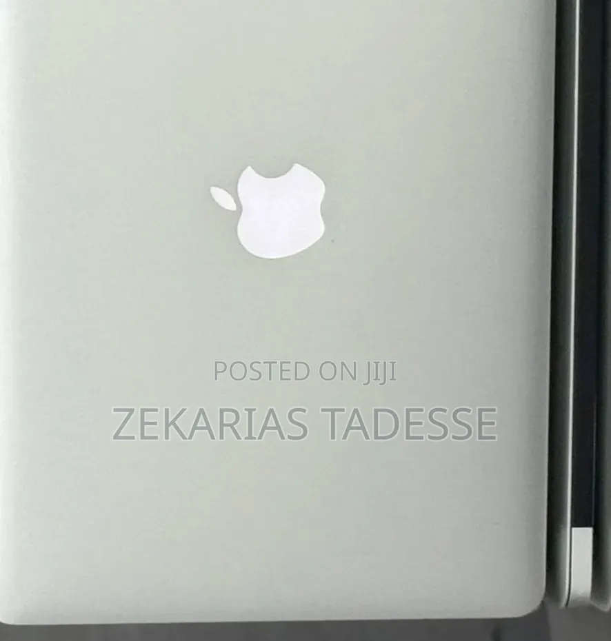 New Laptop Apple MacBook Air 2017 8GB Intel Core i5 SSD 256GB
