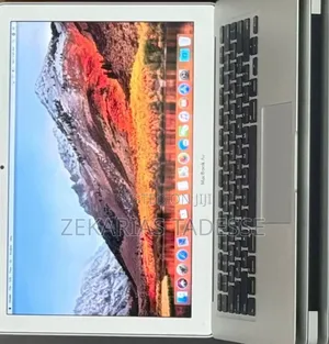 New Laptop Apple MacBook Air 2017 8GB Intel Core i5 SSD 512GB