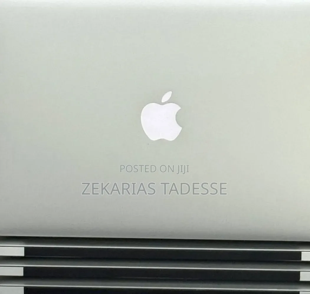 New Laptop Apple MacBook Air 2017 8GB Intel Core i5 SSD 512GB