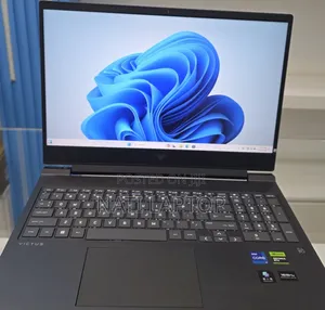 New Laptop HP Victus 16 16GB Intel Core i7 SSD 1T