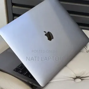 New Laptop Apple MacBook Pro 2019 16GB Intel Core i5 SSD 512GB