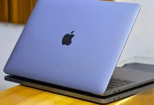New Laptop Apple MacBook Pro 2019 16GB Intel Core i7 SSD 512GB