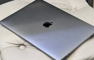 New Laptop Apple MacBook Pro 2019 16GB Intel Core i7 SSD 512GB