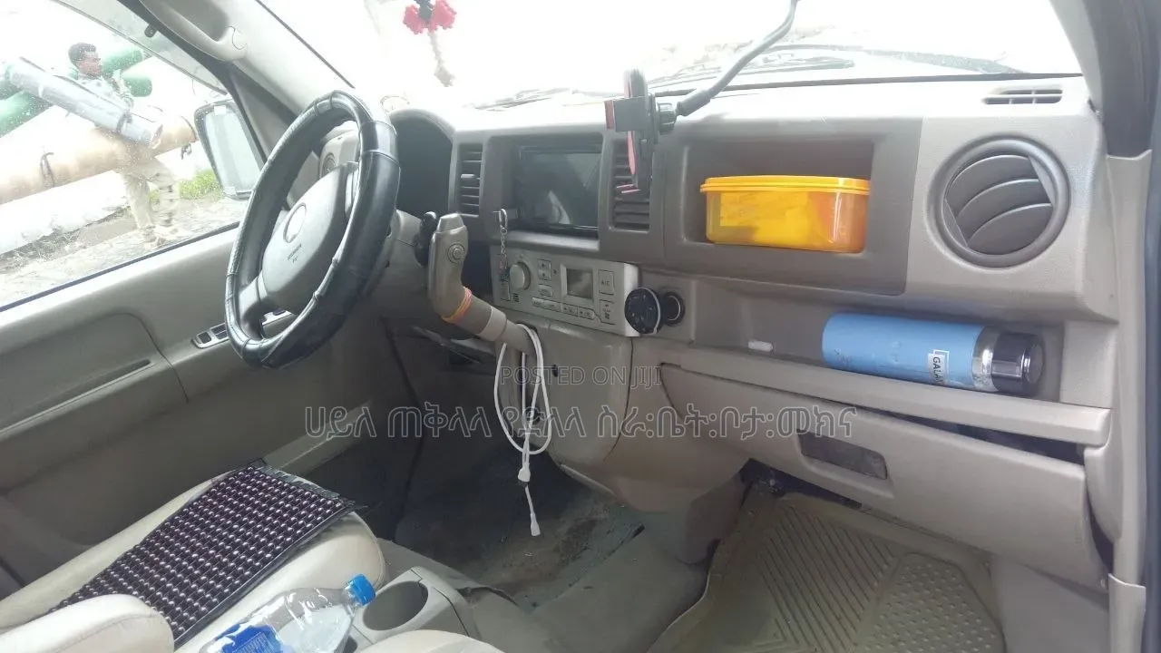 Suzuki Every Wagon 2012 Gray