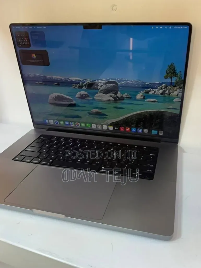 New Laptop Apple MacBook Pro 2021 M1 32GB Apple M1 SSD 512GB