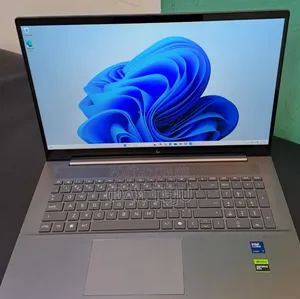 New Laptop HP Envy 17 16GB Intel Core Ultra 7 SSD 1T