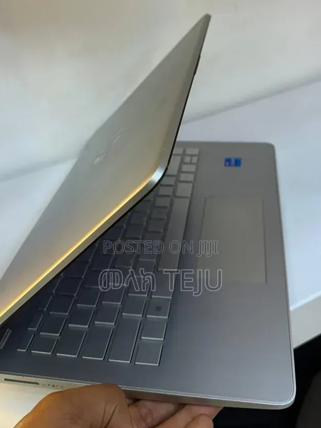 New Laptop HP Stream Notebook 16GB Intel Core i7 SSD 512GB