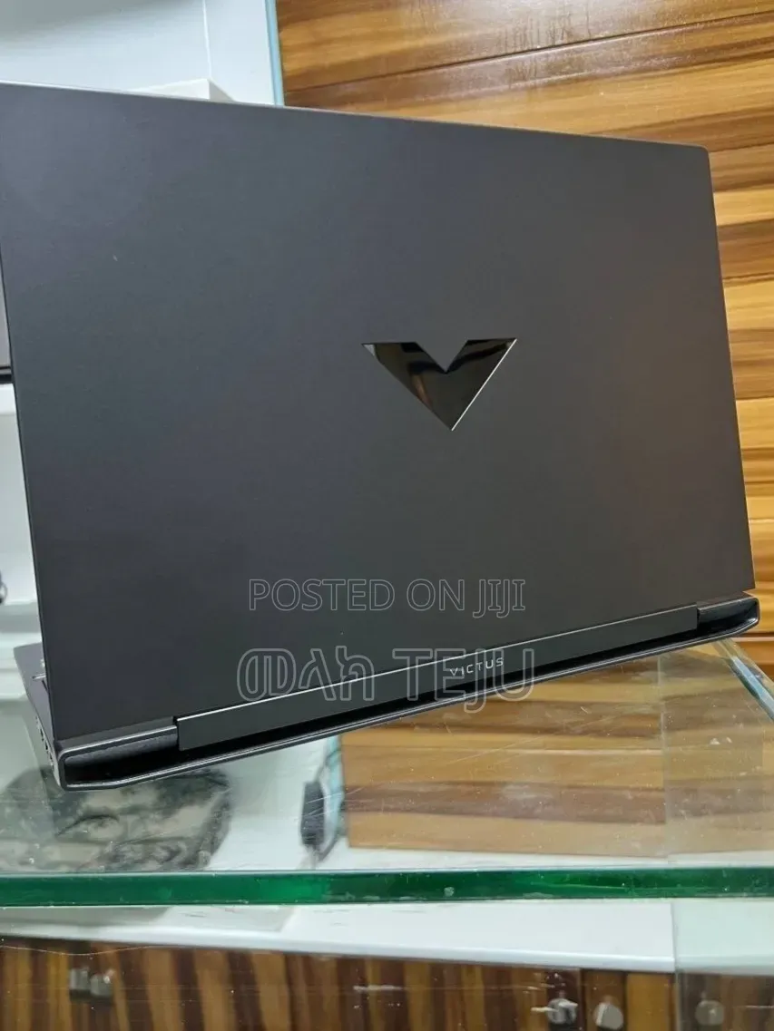 New Laptop HP Victus 15 16GB AMD Ryzen 5 SSD 512GB