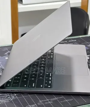 New Laptop Apple MacBook Pro 2021 M1 16GB Apple M1 Pro SSD 512GB