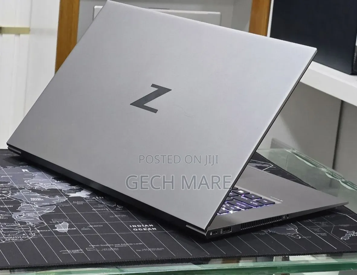New Laptop HP ZBook 15 32GB Intel Core i9 SSD 512GB
