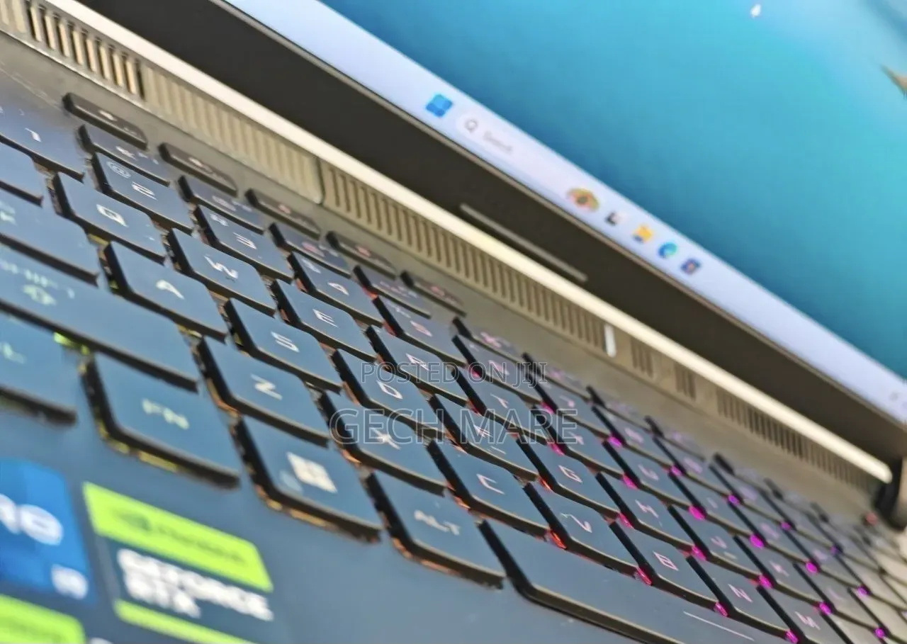 New Laptop Asus ROG Strix G15 16GB Intel Core i7 SSD 1T