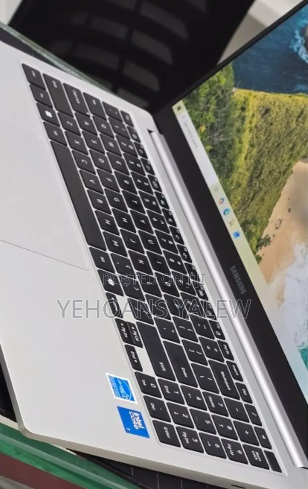 New Laptop Samsung Galaxy Book4 16GB Intel Core Ultra 7 SSD 512GB