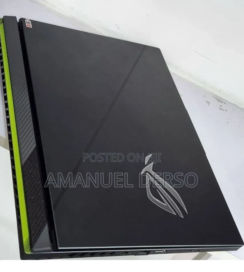 New Laptop Asus ROG Strix G15 16GB Intel Core i9 SSD 1T