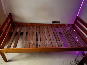 Wood Bed 1m