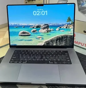 New Laptop Apple MacBook Pro 2021 M1 32GB Apple M1 Pro SSD 512GB
