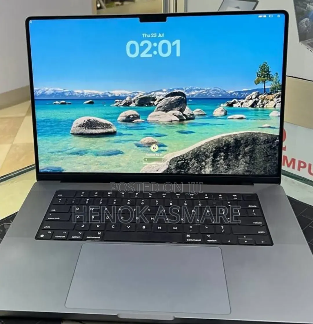 New Laptop Apple MacBook Pro 2021 M1 32GB Apple M1 Pro SSD 512GB