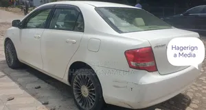 Toyota Corolla 2010 White