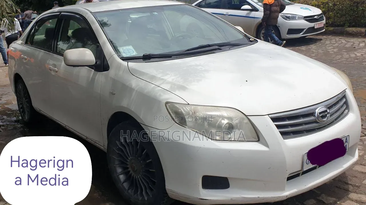 Toyota Corolla 2010 White