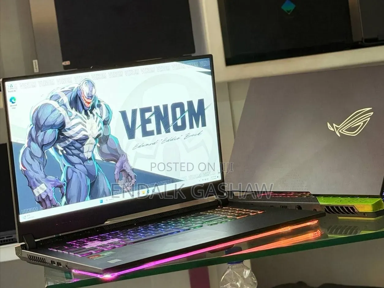 New Laptop Asus ROG Strix G17 16GB AMD Ryzen 9 SSD 1T