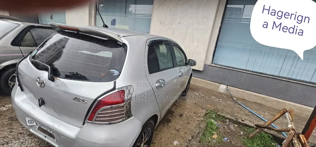 Toyota Yaris 2008 Silver
