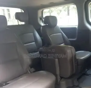 Hyundai H200 2015 Silver