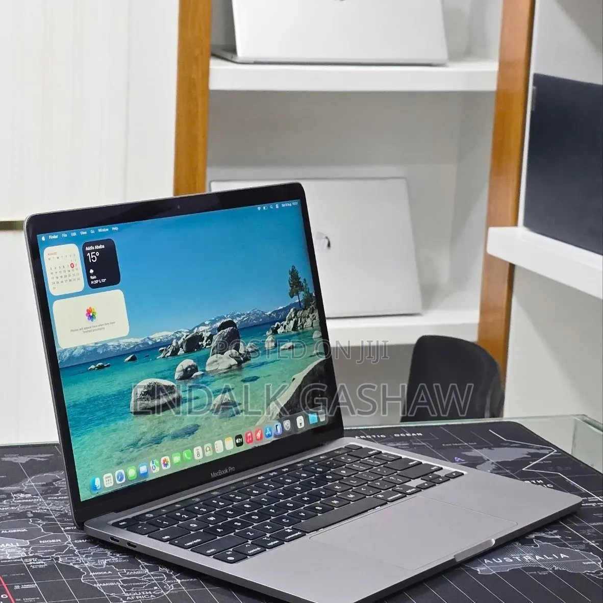 New Laptop Apple MacBook Pro 2022 M2 16GB Apple M2 SSD 512GB
