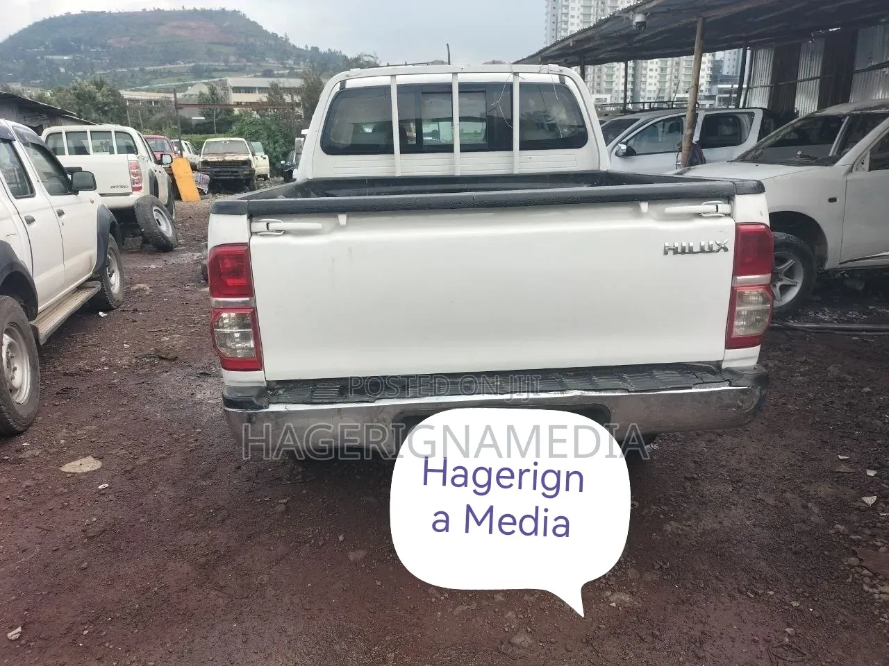 Toyota Hilux 2010 White
