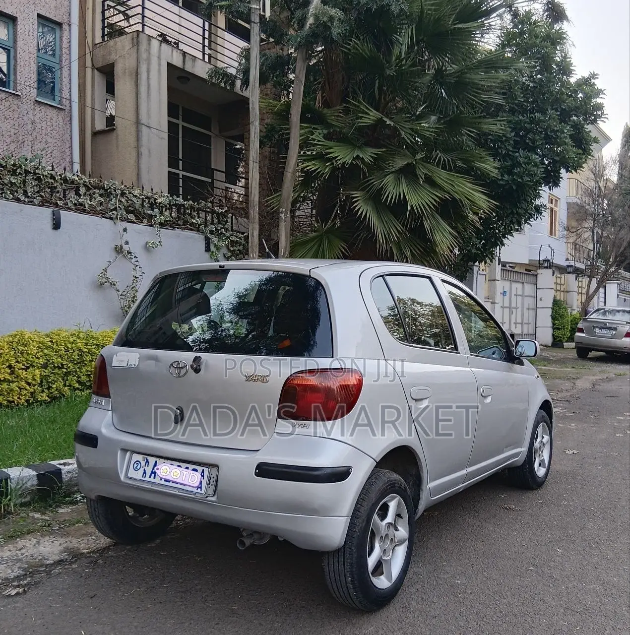 Toyota Vitz 2004 Gray
