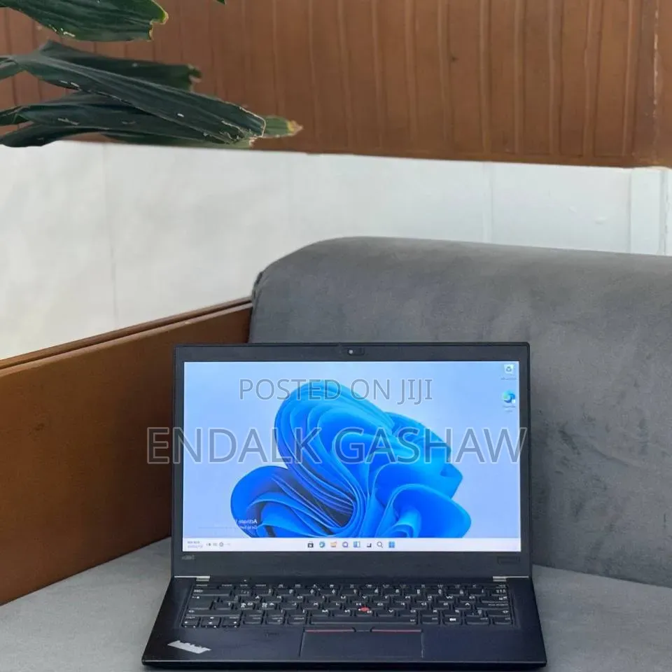 New Laptop Lenovo ThinkPad T480s 8GB Intel Core i5 SSD 256GB