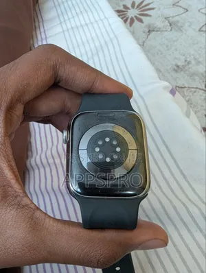 Apple Watch 8