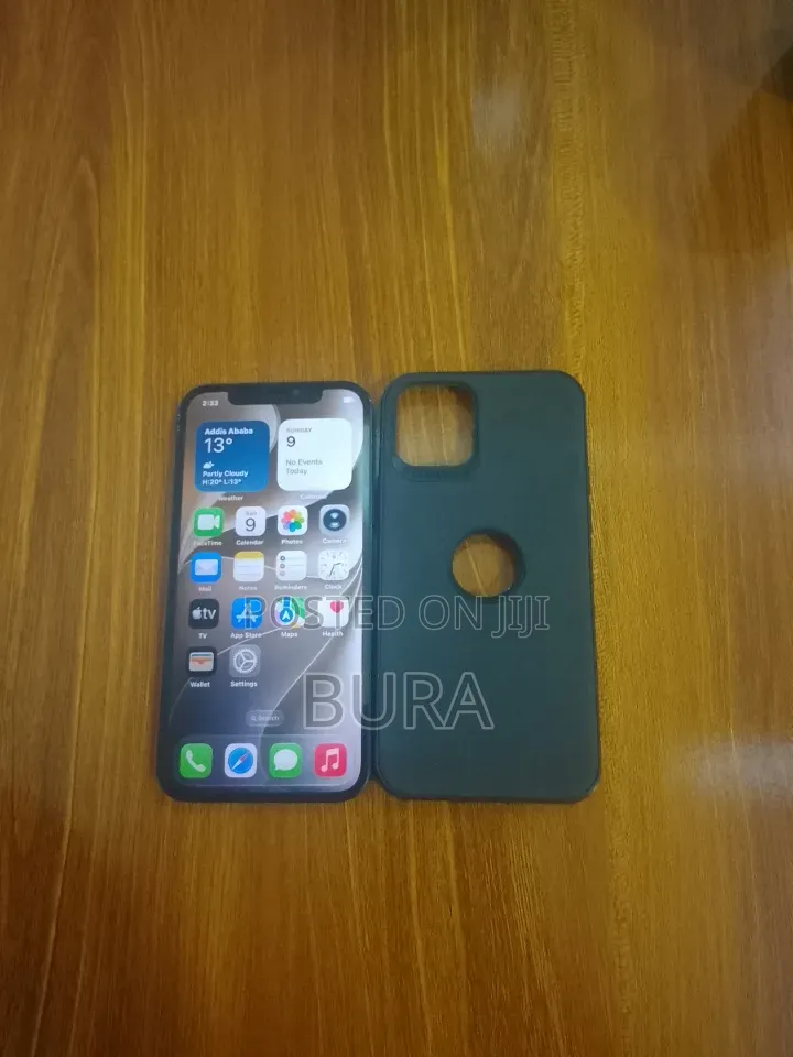 Apple iPhone 12 64 GB Black