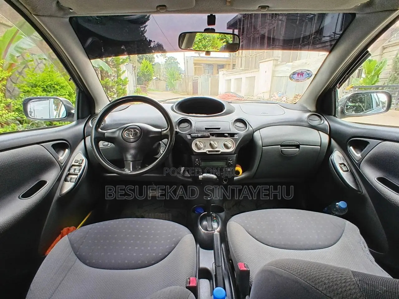 Toyota Vitz 2004 Gold