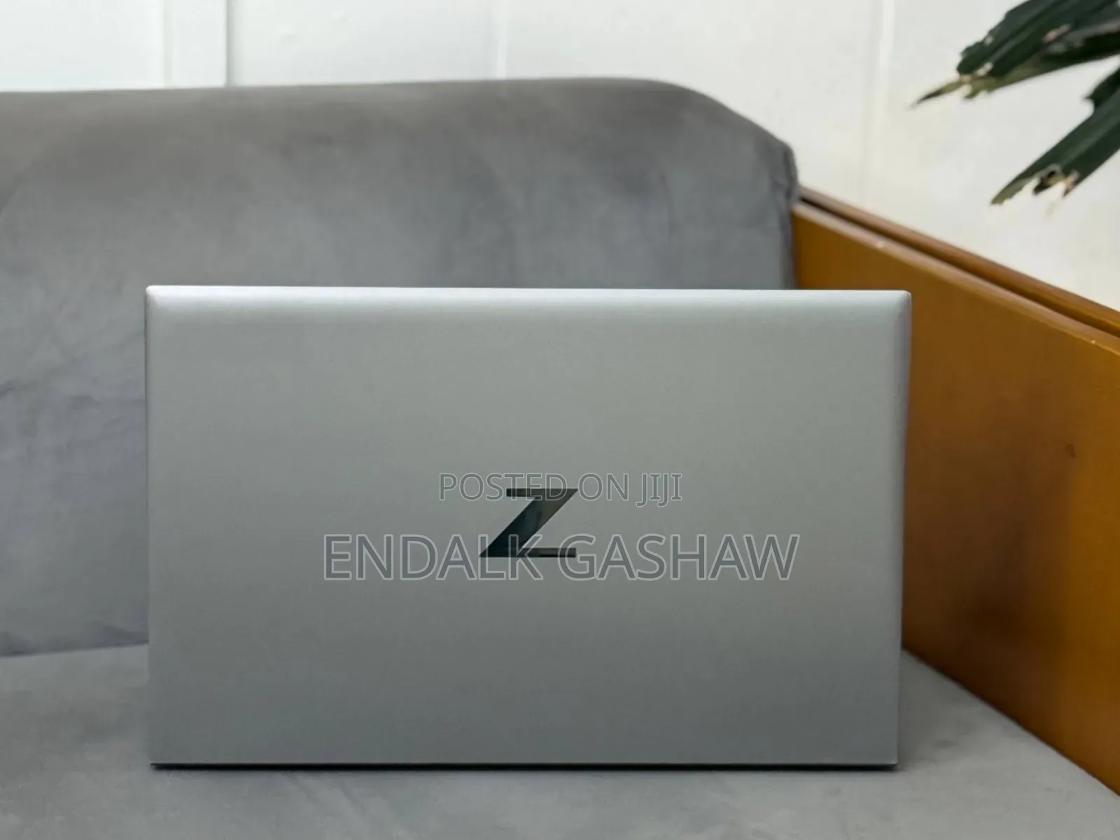 New Laptop HP ZBook Firefly G8 16GB Intel Core i7 SSD 512GB
