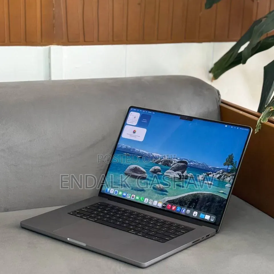 New Laptop Apple MacBook Pro 2021 M1 32GB Apple M1 SSD 512GB