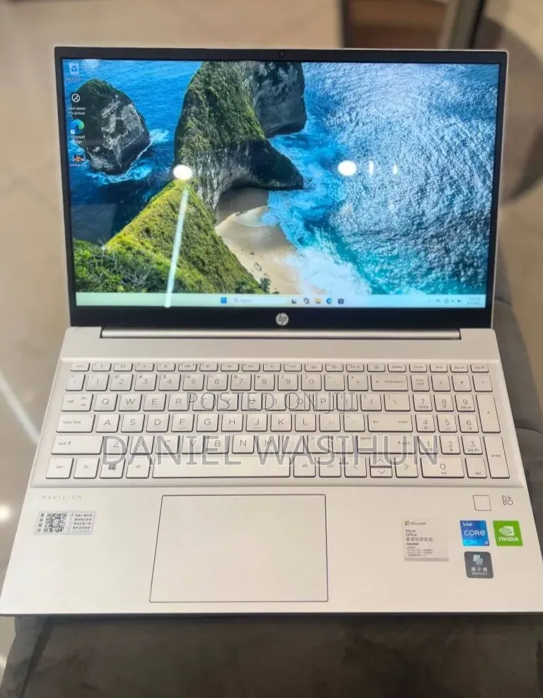 New Laptop HP Pavilion 15 16GB Intel Core i5 SSD 512GB