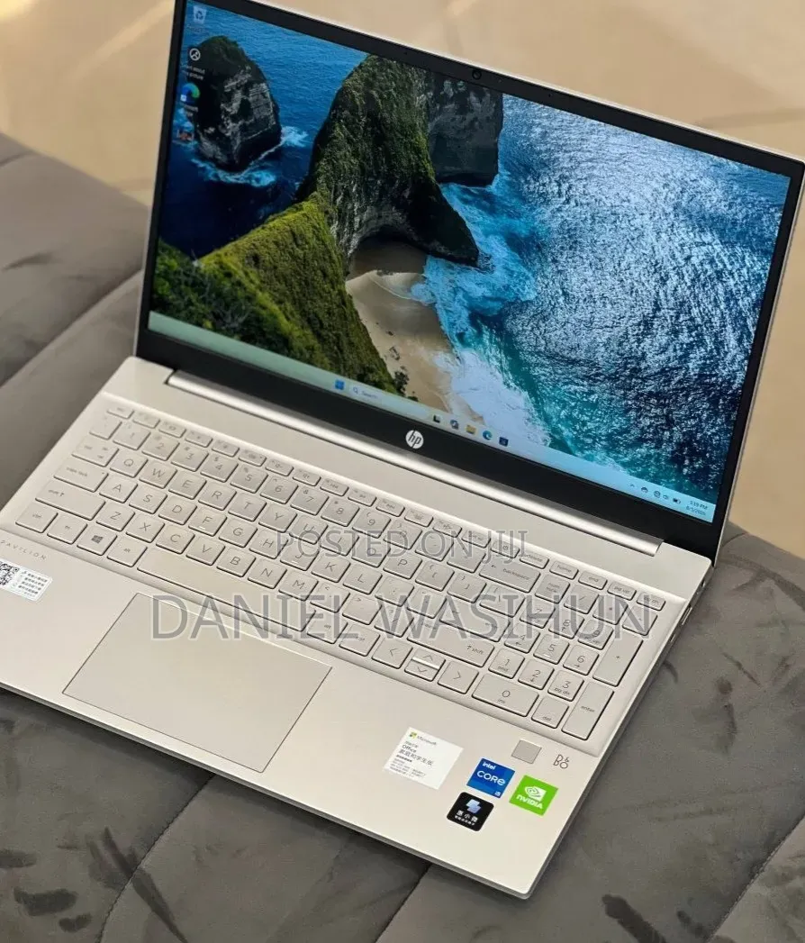 New Laptop HP Pavilion 15 16GB Intel Core i5 SSD 512GB