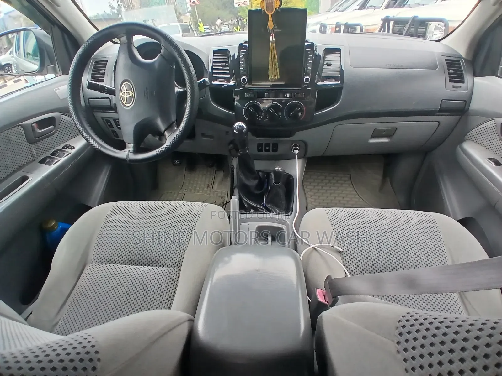 Toyota Hilux 2008 Gray