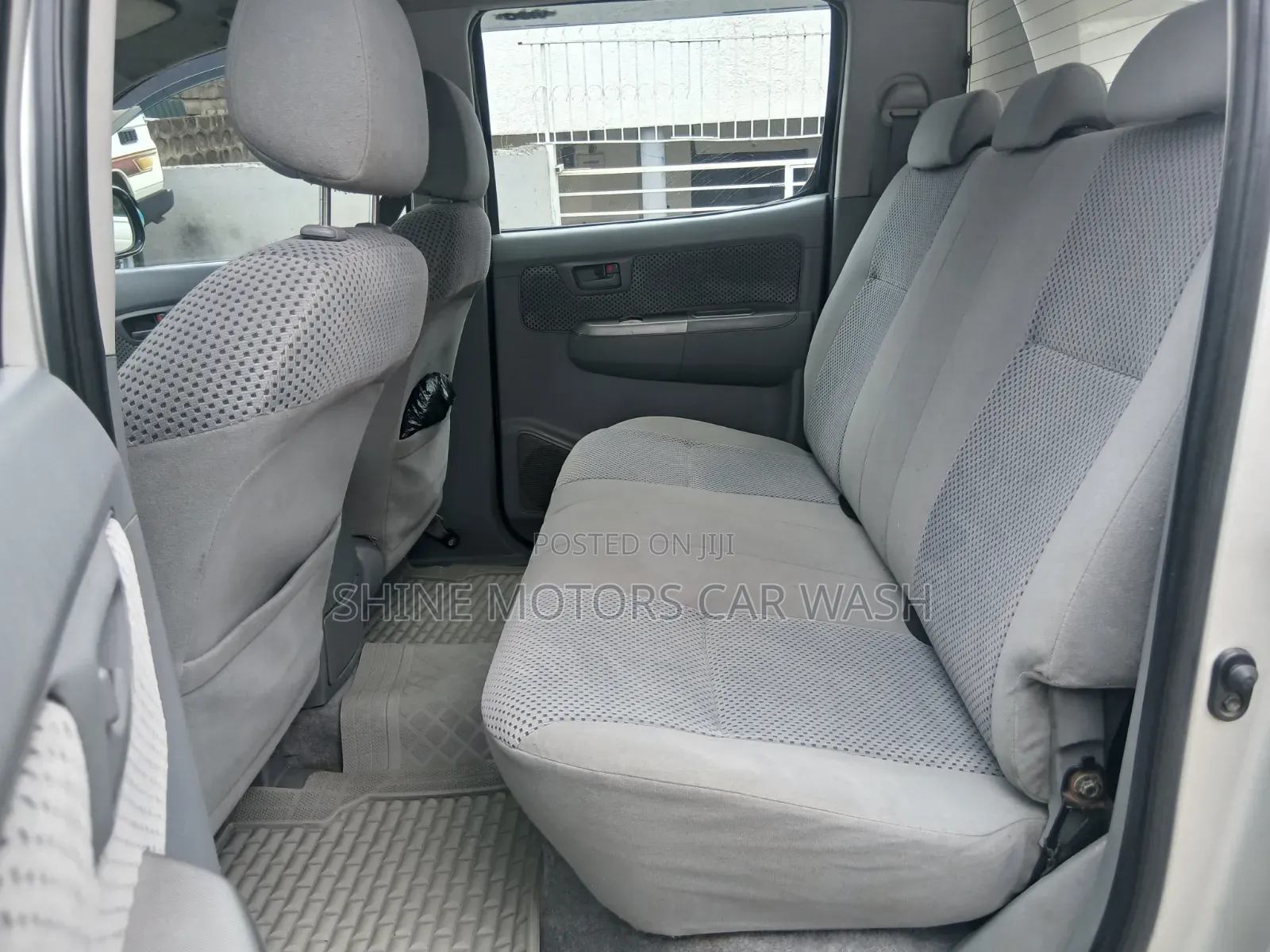 Toyota Hilux 2008 Gray