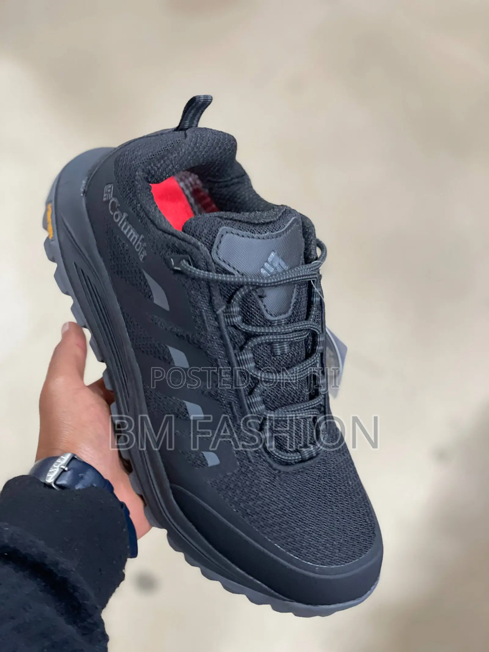 Columbia Low Black Comfortable Waterproof Sneakers