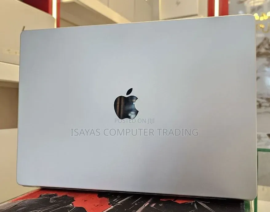 New Laptop Apple MacBook Pro 2021 M1 32GB Apple M1 Pro SSD 512GB