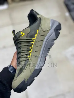 CAT Green Low High Quality Construction Sneakers