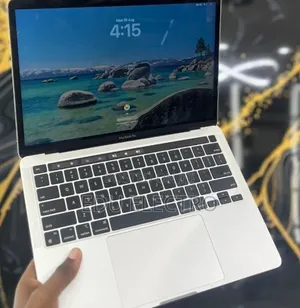 New Laptop Apple MacBook Pro 2022 M2 8GB Apple M2 SSD 512GB