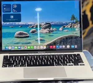 New Laptop Apple MacBook Pro 2022 M2 8GB Apple M2 SSD 512GB