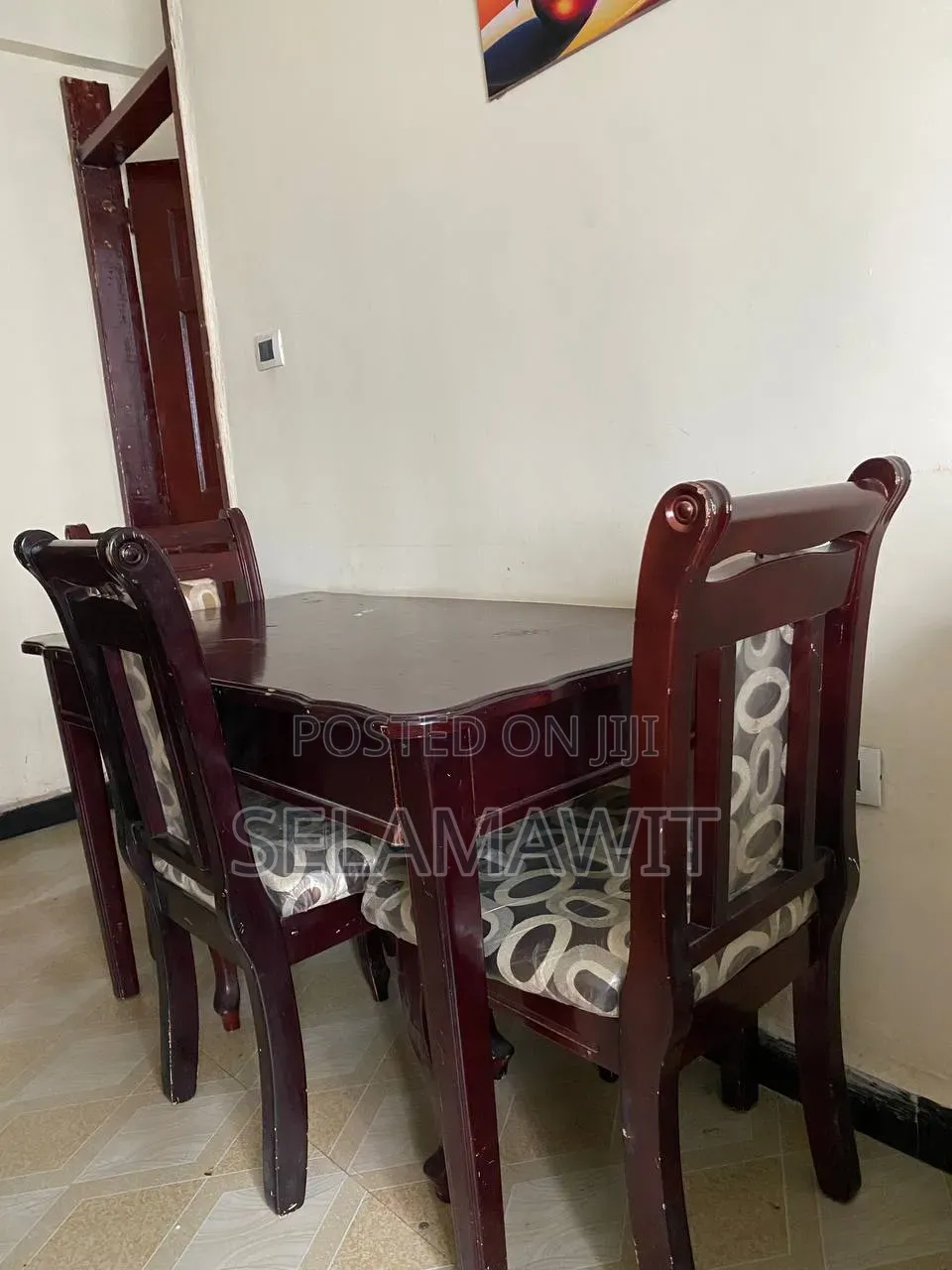 Dinning Table