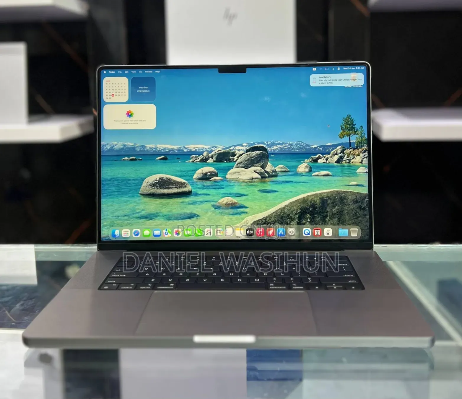 New Laptop Apple MacBook Pro 2021 M1 32GB Apple M1 Pro SSD 512GB
