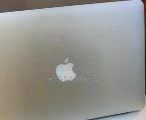 Laptop Apple MacBook Air 2014 8GB Intel Core i5 SSD 256GB