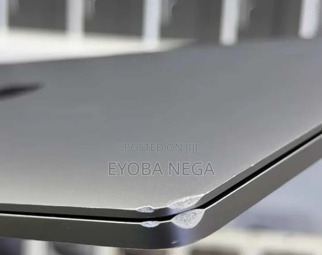 Laptop Apple MacBook Pro 2020 M1 16GB Apple M1 Pro SSD 256GB